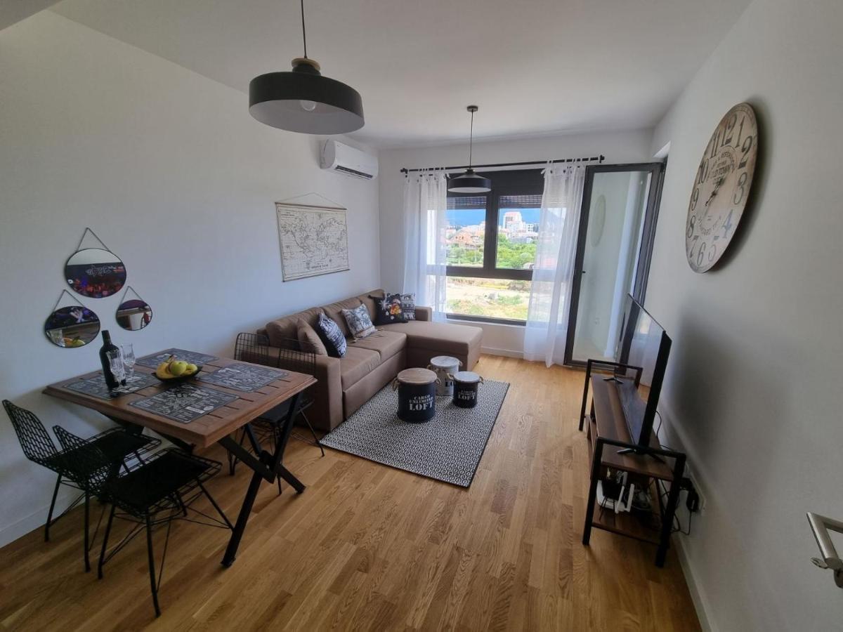Apartman Javi Daire Bar Dış mekan fotoğraf